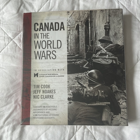 Canadian War Museum Other - 🆕 Canada in the World Wars Publication